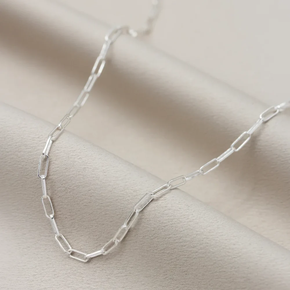 Dainty Paper Clip Necklace